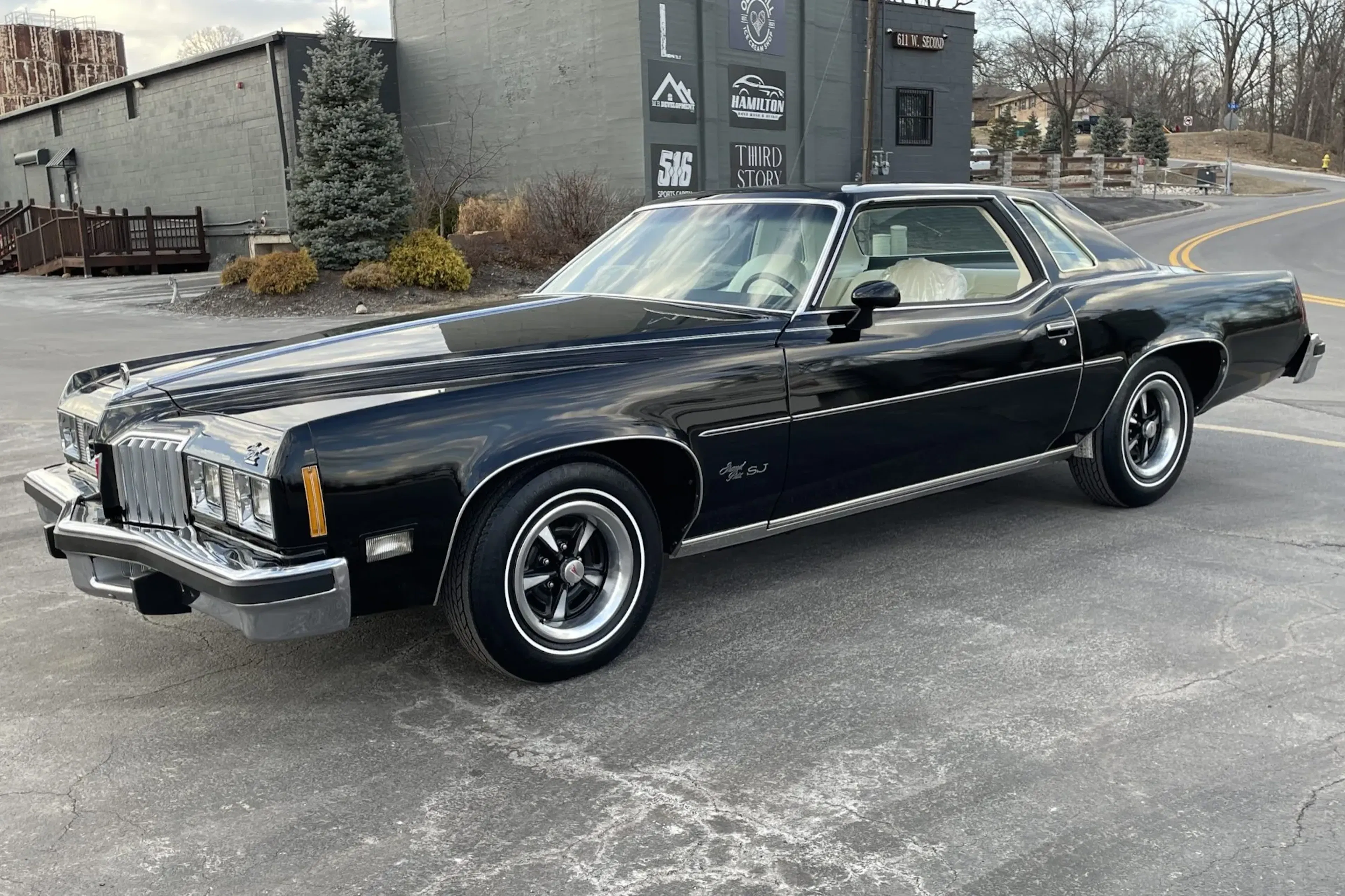 1976 Pontiac Grand Prix VIN 2K57Z6A109618 | Hagerty Valuation Tool®